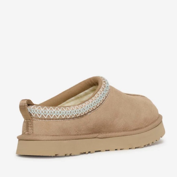 UGG Big Kids Tazz Sand Slippers  1143776k-SAN - Picture 3 of 5